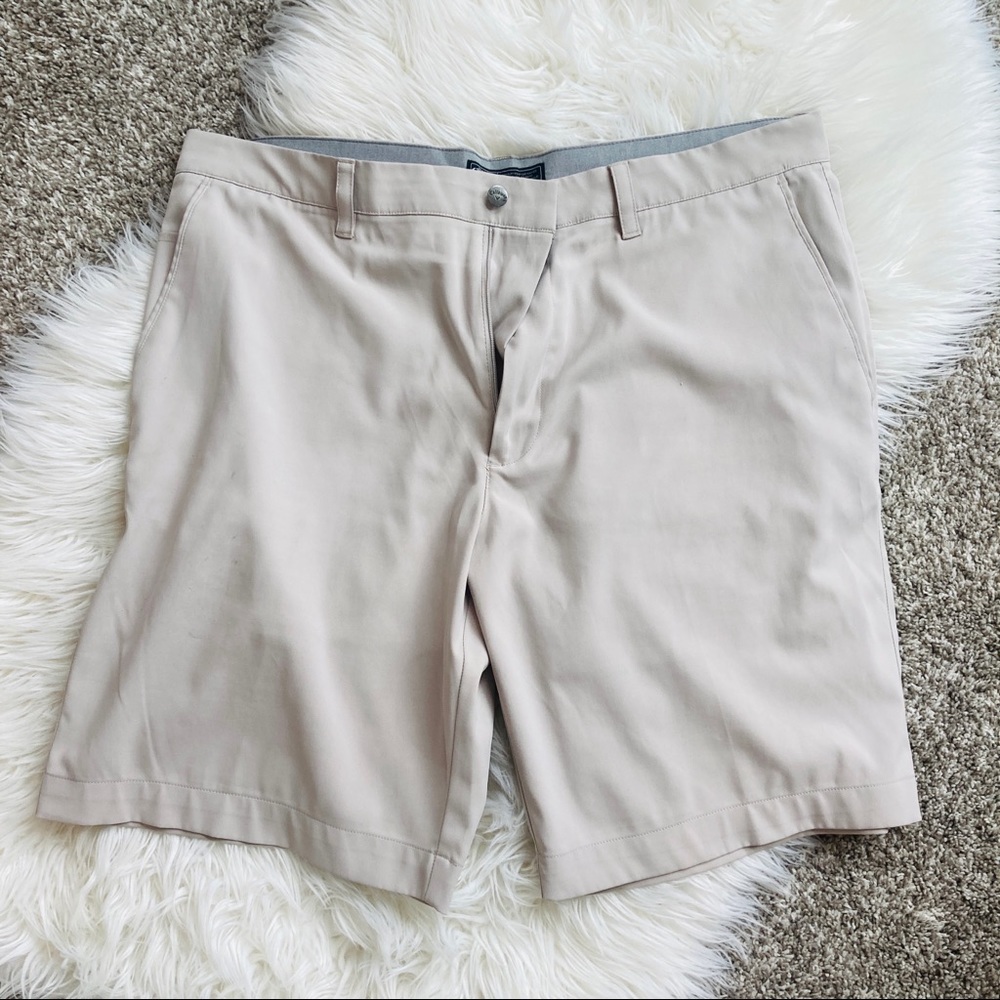 Callaway Golf Shorts Men’s 36 Khaki Performance Flat Front